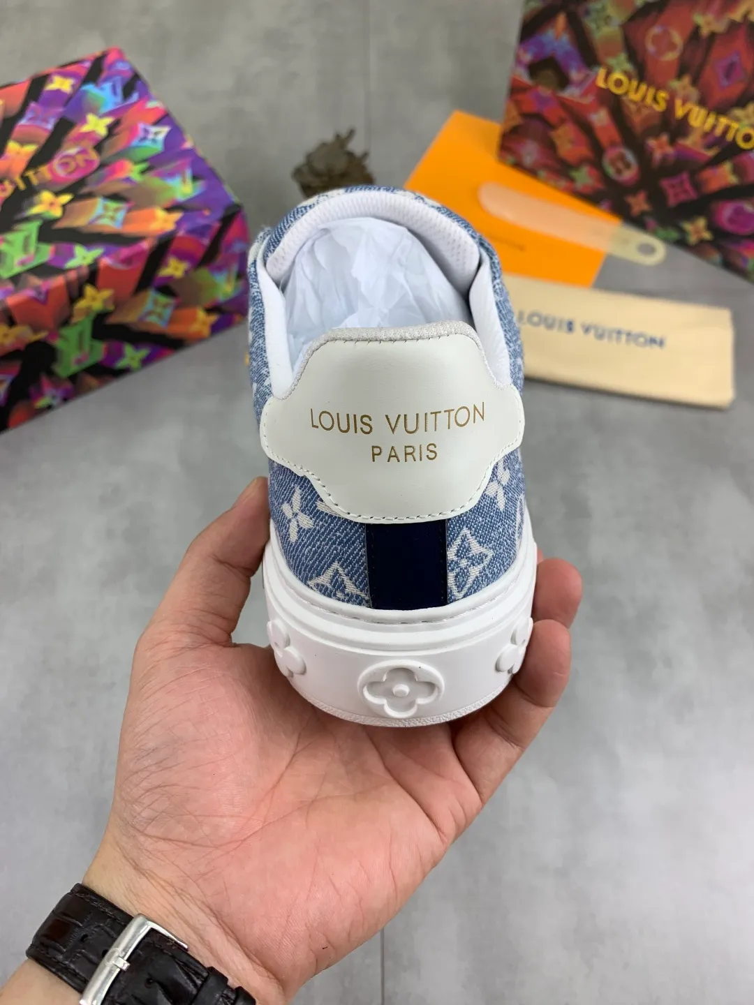 Men's men's shoes💰P520💰[New model]🆘High quality cowhide [Louis Vuitton]LV official website latest model🎁casual and fashionable men's shoes👟hot style💥simple and elegant style, exclusive for trendy men. Unique official website latest brand elements👑original decoration, fashionable and generous, the fabric is made of original denim➕comfortable and breathable mesh lining➕cow leather feet ✅The official website specifies wear-resistant casual outsole, the classic model is taken in real life🎬Color: 6️⃣colors available😍Number of codes: 38-44 Full set of packaging